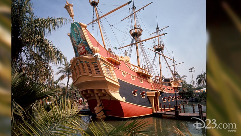 photo of Chicken of the Sea Pirate Ship Restaurant docked at Disneyland