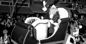 The first Holiday Parade, the “Christmas Show Parade” premieres on Thanksgiving Day at Disneyland