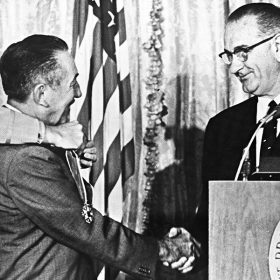Walt receives Medal of Freedom