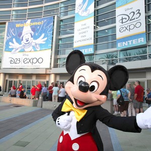 photo of Mickey Mouse in front of Anaheim Convention Center for first ever D23 EXPO September 10, 2009