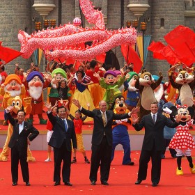 photo of Michael Eisner, Robert Iger and other executives at gala ceremonies for Hong Kong Disneyland Opening