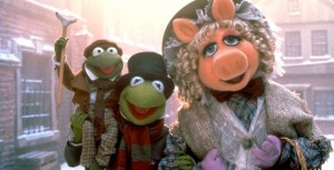 Kermit the Frog and Miss Piggy in Muppets Christmas Carol