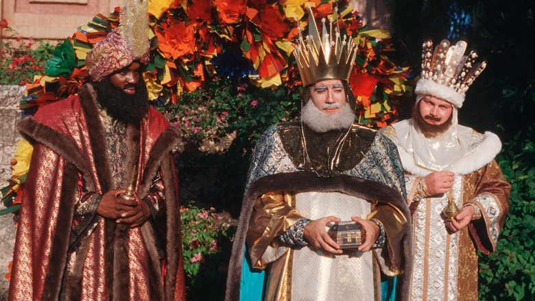 3 wise men in the Holidays Around the World Epcot World Showcase annual holiday celebration