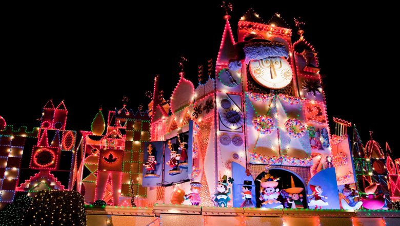 It S A Small World Holiday Attraction Opens D23