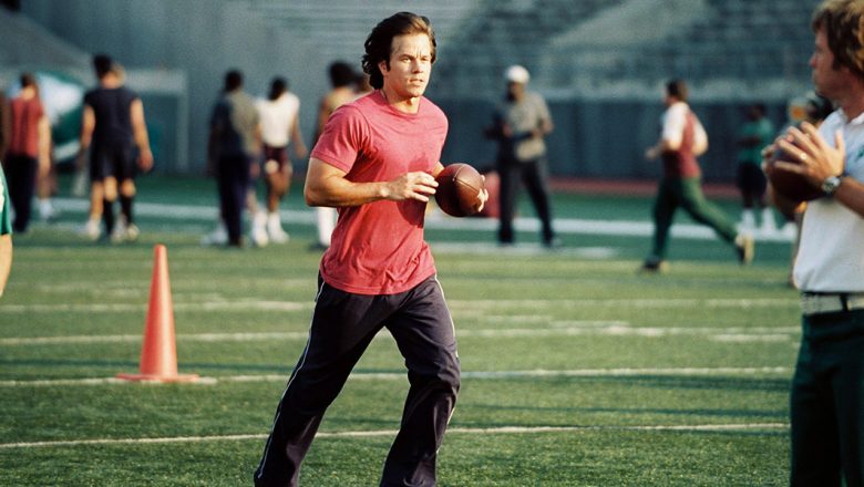 Mark Wahlberg in Invincible