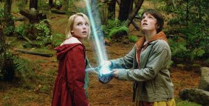AnnaSophia Robb and Josh Hutcherson in Bridge to Terabithia