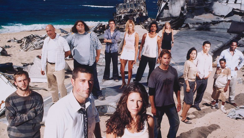 Cast of Lost standing on the beach