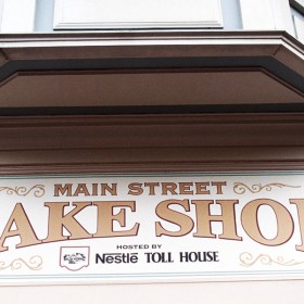 Photo of Main Street Bake Shop in Disneyland