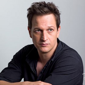 photo portrait of actor Josh Charles