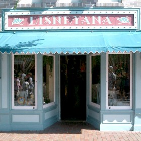 photo of entrance to Disneyana Shop in Disneyland