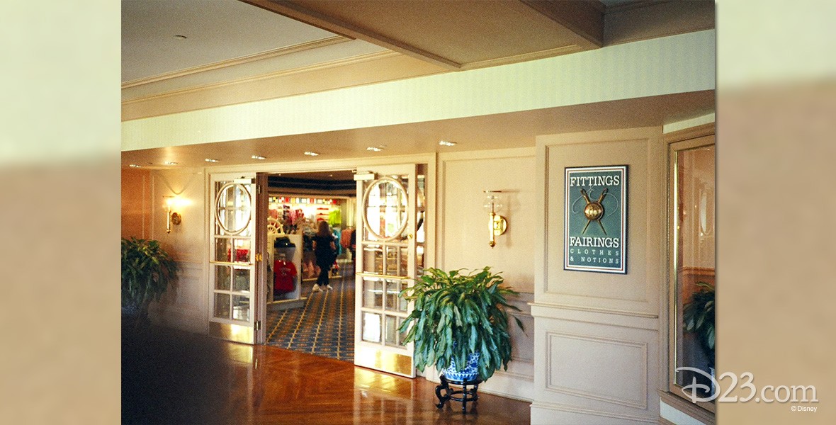 photo of entrance to Fittings & Fairings shop at Walt Disney World