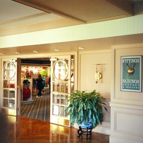 photo of entrance to Fittings & Fairings shop at Walt Disney World
