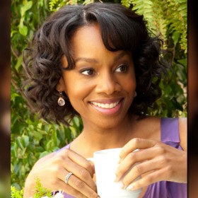 Anika Noni Rose