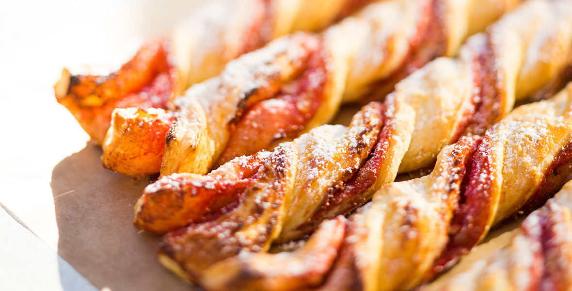 Strawberry Twists From Maurices Treats At Disneyland D23 1065