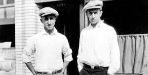 photograph of Walt Disney and Roy O. Disney in 1923