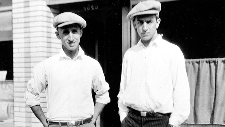 photograph of Walt Disney and Roy O. Disney in 1923