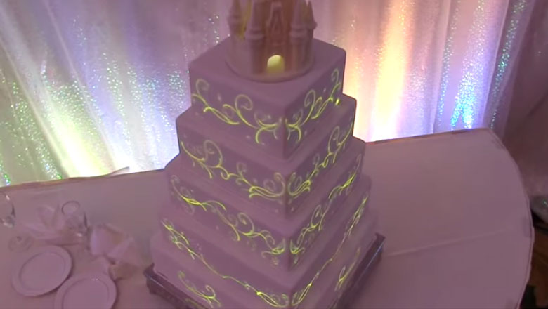 Disney Themed Wedding Cakes 780x440 