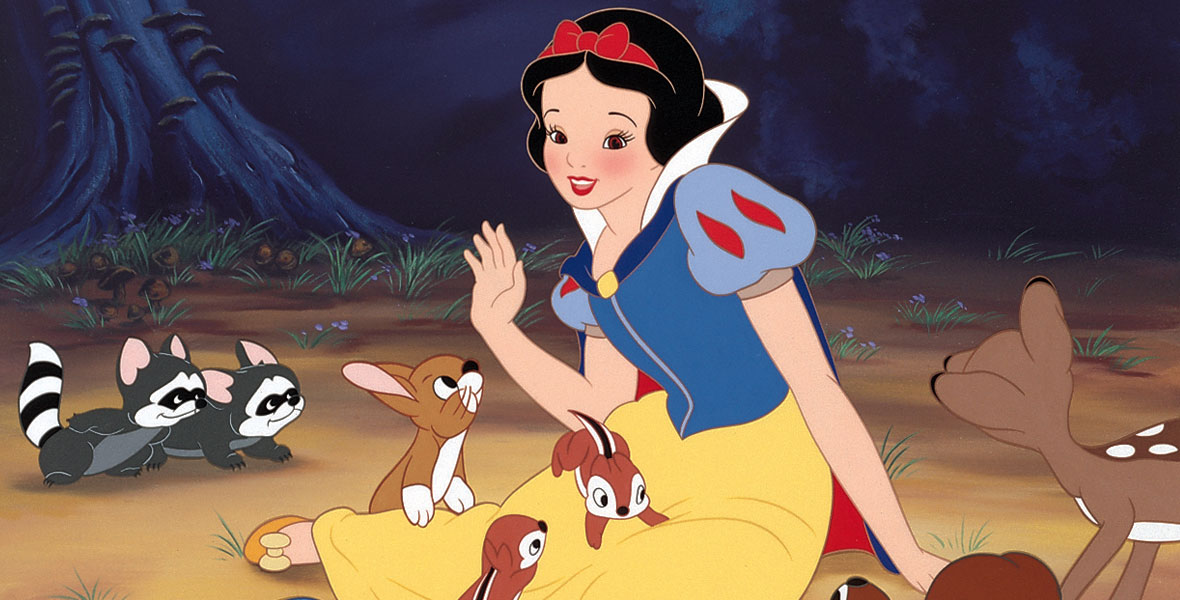 Snow White playing with the forest animals