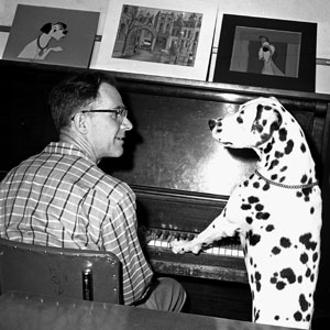 Piano playing Frank Thomas used as a model for songwriter Roger Radcliff