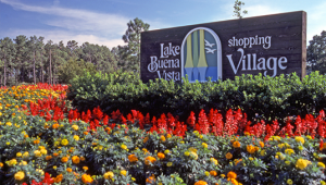 photo of large entrance sign for Lake Buena Vista Shopping Village