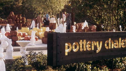 photo of outdoor pottery shopping area 