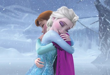 Image of Anna and Elsa hugging in Frozen