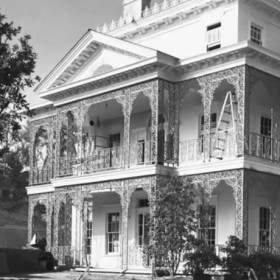 Archived photo of Disneyland Haunted Mansion