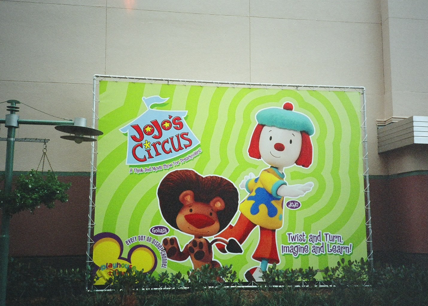 Jojo circus playhouse disney