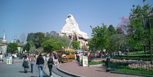 Matterhorn Bobsleds - D23