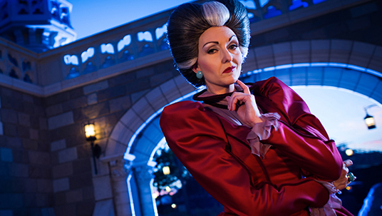 publicity production still from Cinderella featuring Lady Tremaine staring balefully