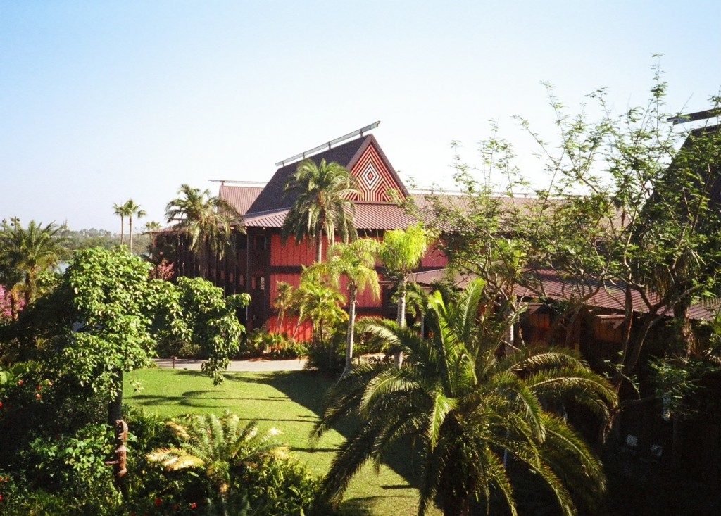 polynesian resort D23