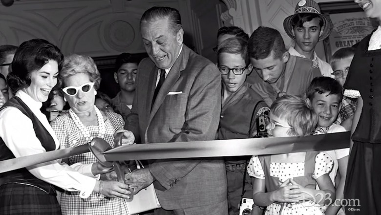 photo of Walt and Lillian Disney cutting dedication ribbon at Disneyland