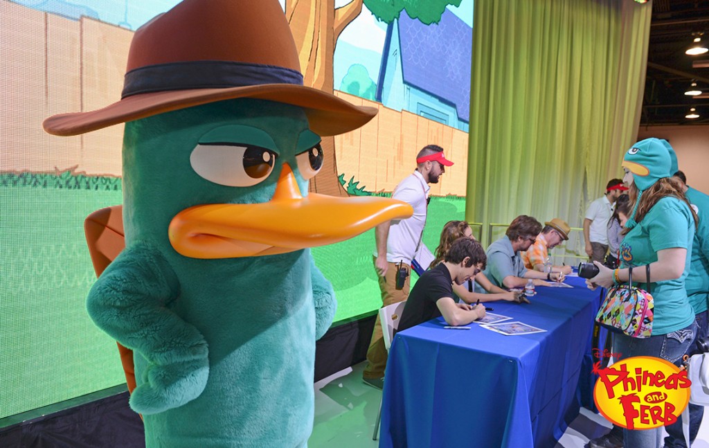 081513_disney-channel-expo-recap-4