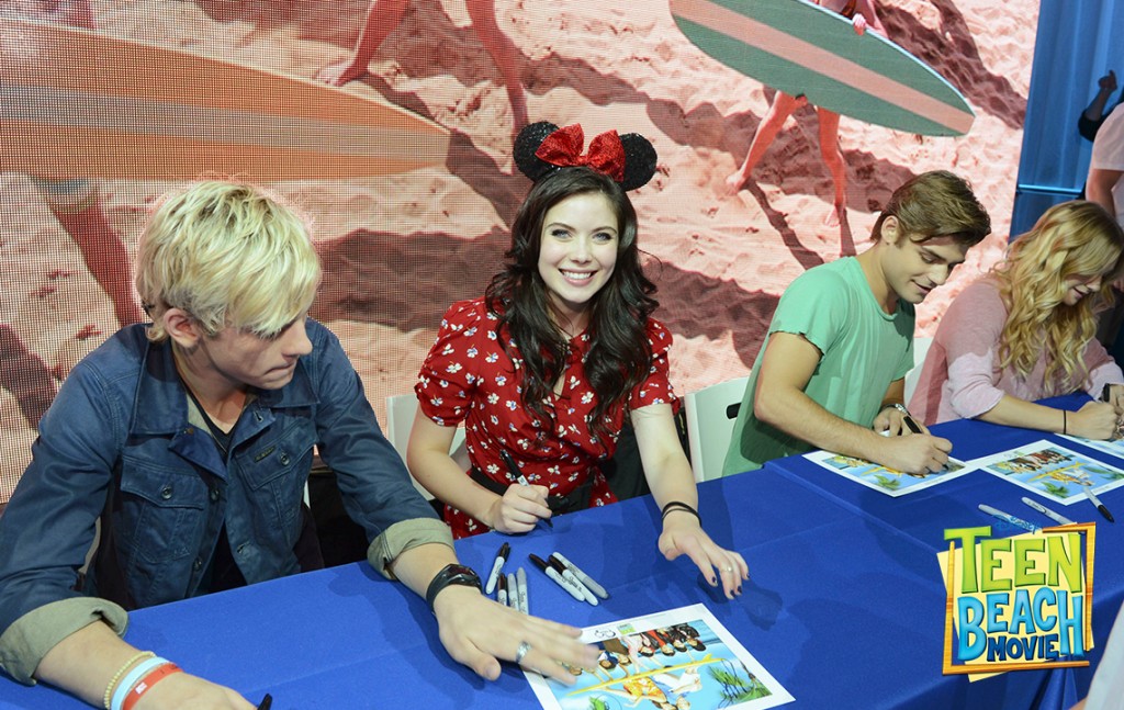 081513_disney-channel-expo-recap-8