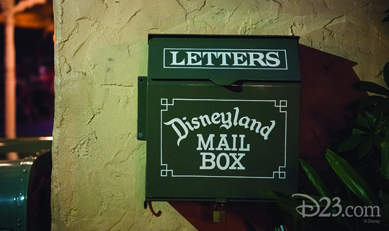 adventureland mailbox