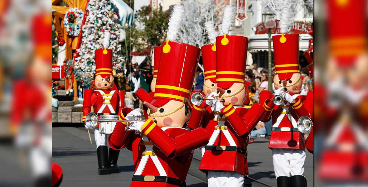 toy soldiers