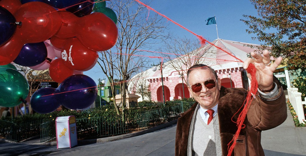 1180x600020916_articleCharlieRidgwayFacts D23