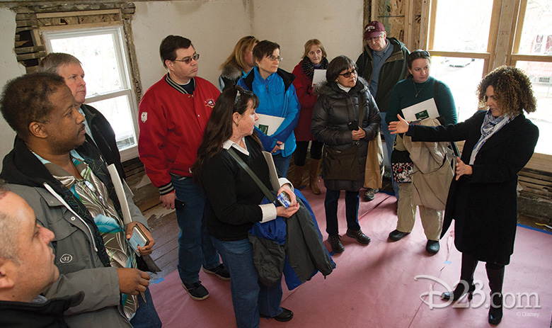 D23 Members get a tour of Walt Disney's birth home. 