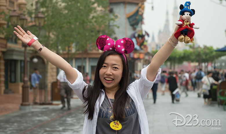 Shanghai Disneyland Opening Day Guests