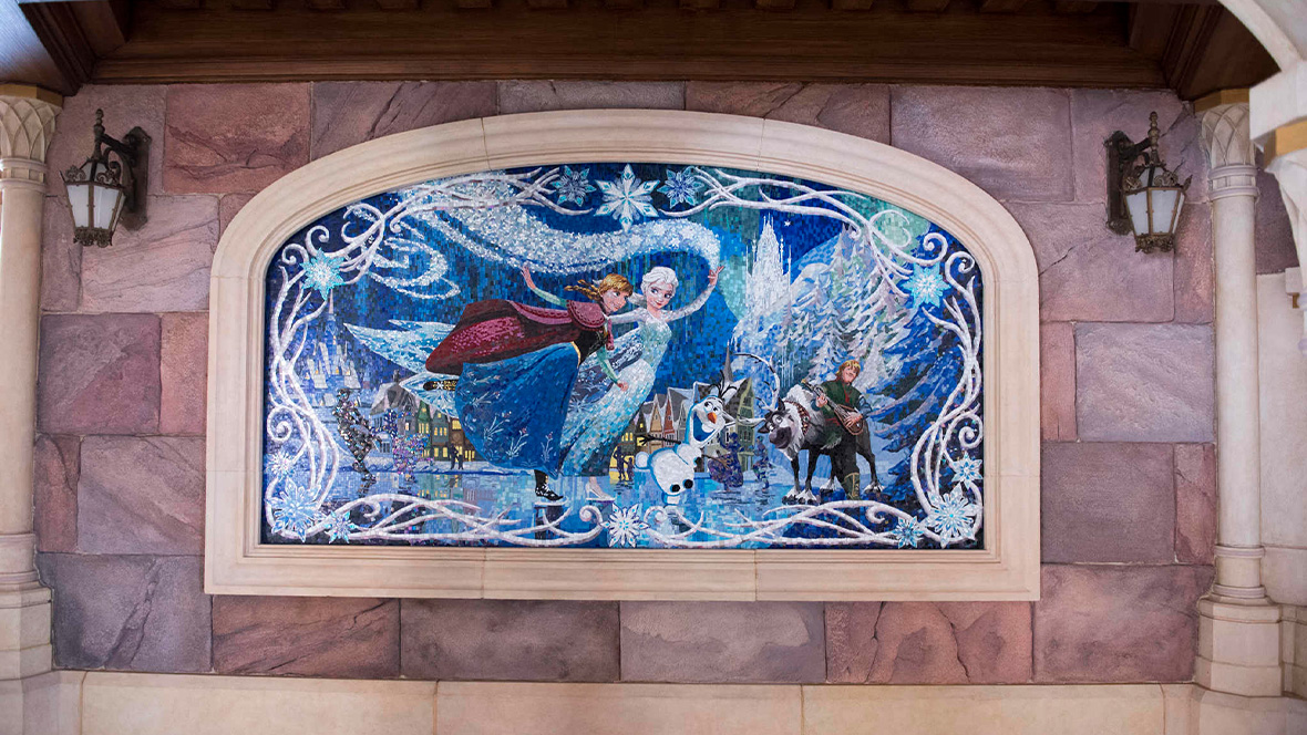 Anna and Elsa