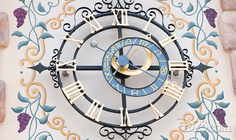 Shanghai Disneyland Fantasyland clock