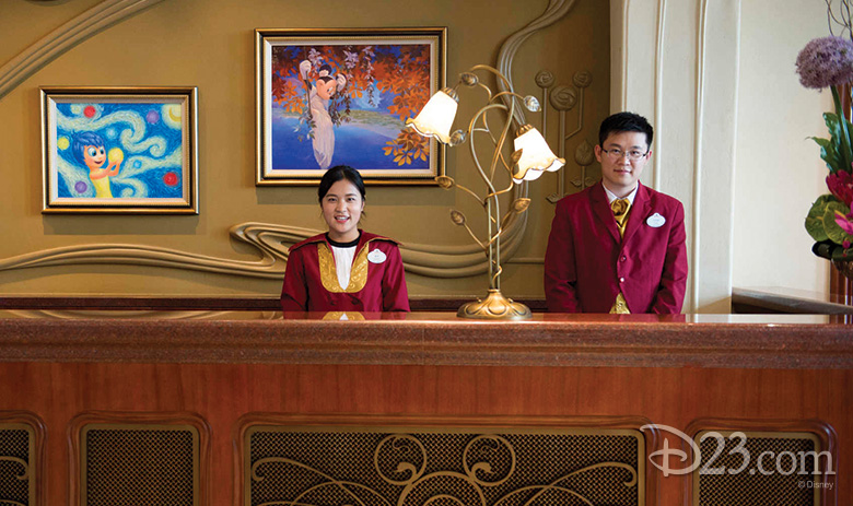 Shanghai Disneyland Hotel check in