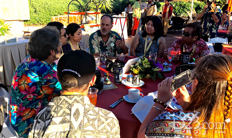 D23 Members meet Joe Rohde at the Aloha Aulani event