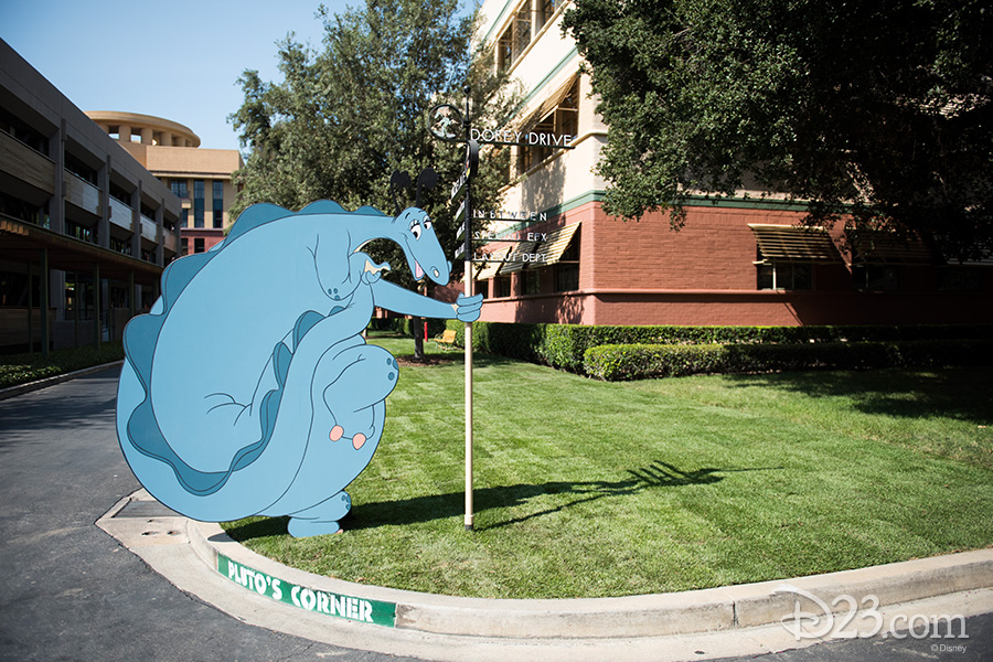 The Reluctant Dragon next to the studio lot street sign