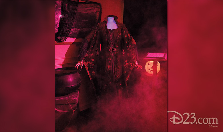 Winifred Sanderson costume worn by Bette Midler in Hocus Pocus (1993)