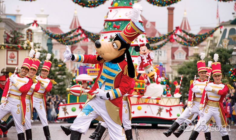 Disneyland Paris holiday parade