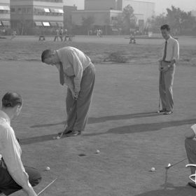 Golfing at Disney Studios