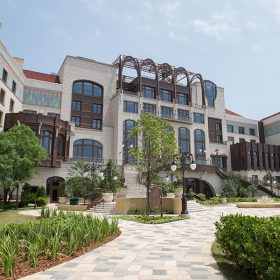 Shanghai Disneyland Hotel