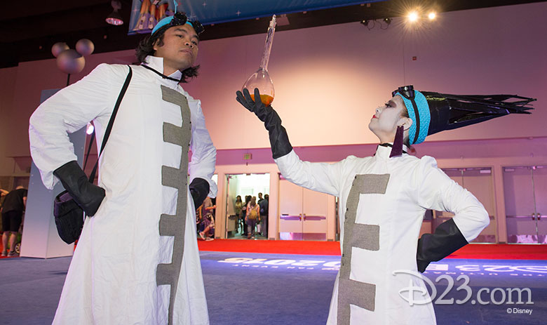 Fans dressed up as Izma and Kronk at D23 Expo 2015