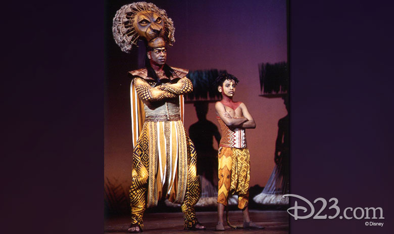 Alton Fitzgerald White as Mufasa in The Lion King